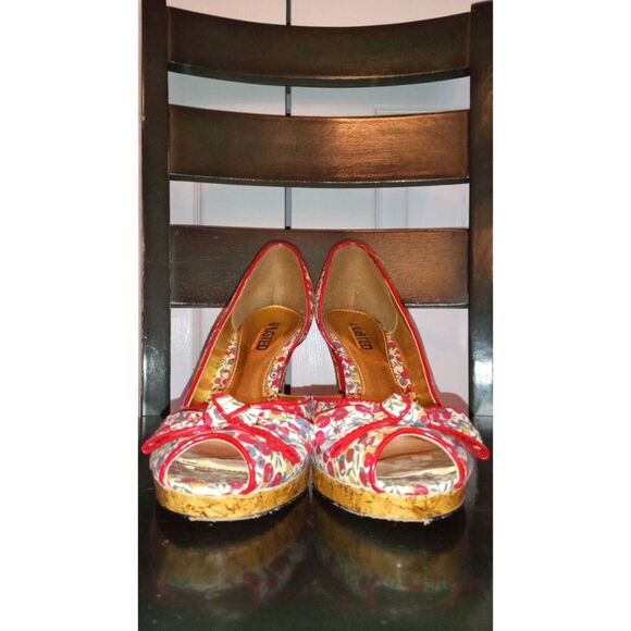 Unlisted Floral open bow tie Leather sole bottom by Kenneth Cole 4" heels - Picture 3 of 8